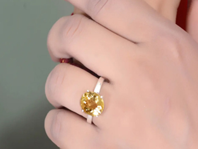 Gemstone Earring Stud 